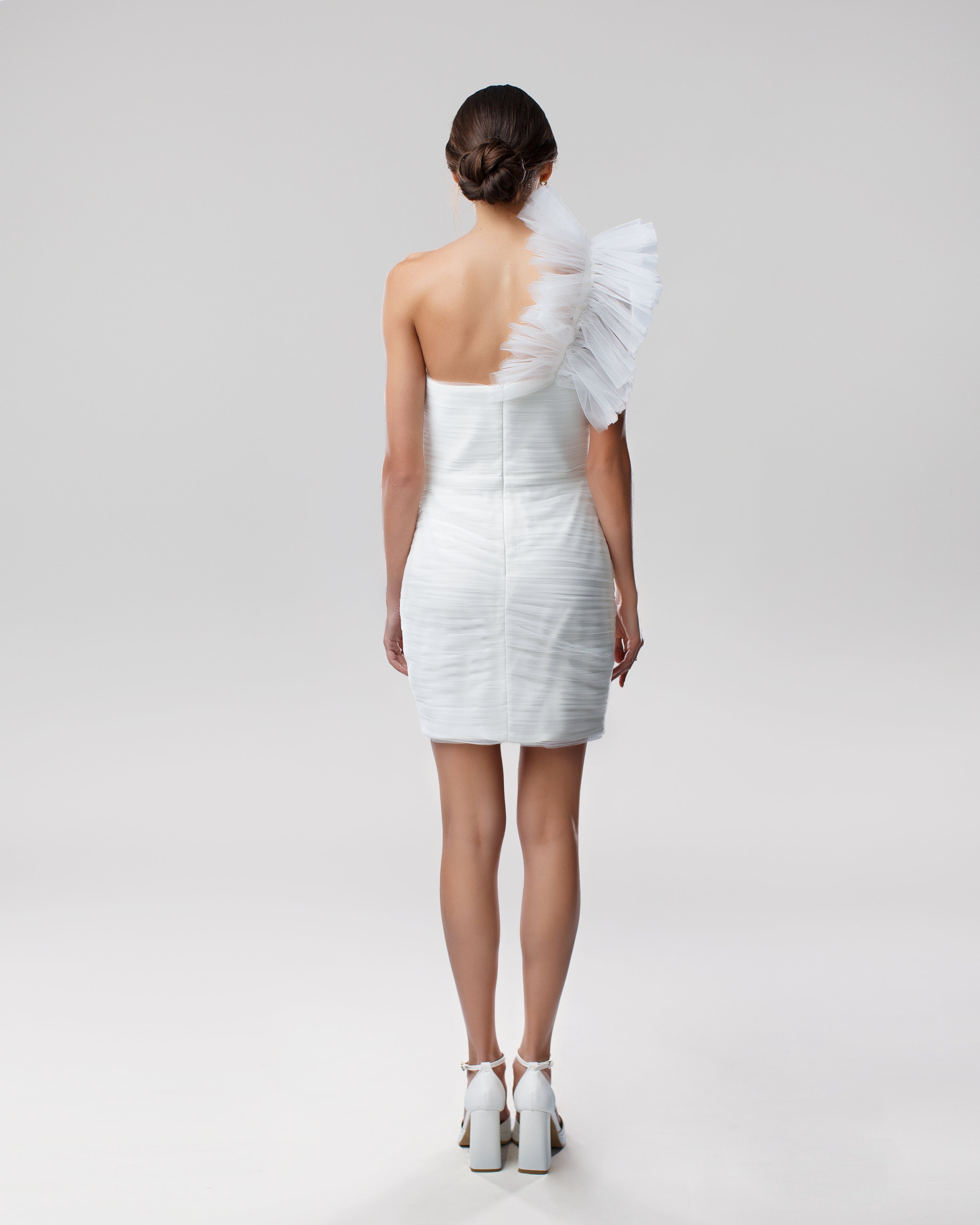 One-Shoulder White Tulle Short Dress with Ruffle Detail